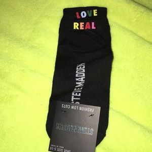 Steve Madden Accessories - Steve Madden Woman’s No-Show Socks Steve Madden Accessories - Steve Madden Woman’s No-Show Socks